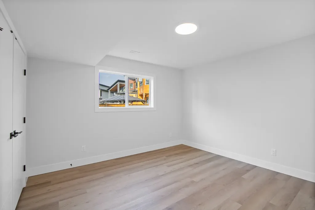 3936-brink-court-06