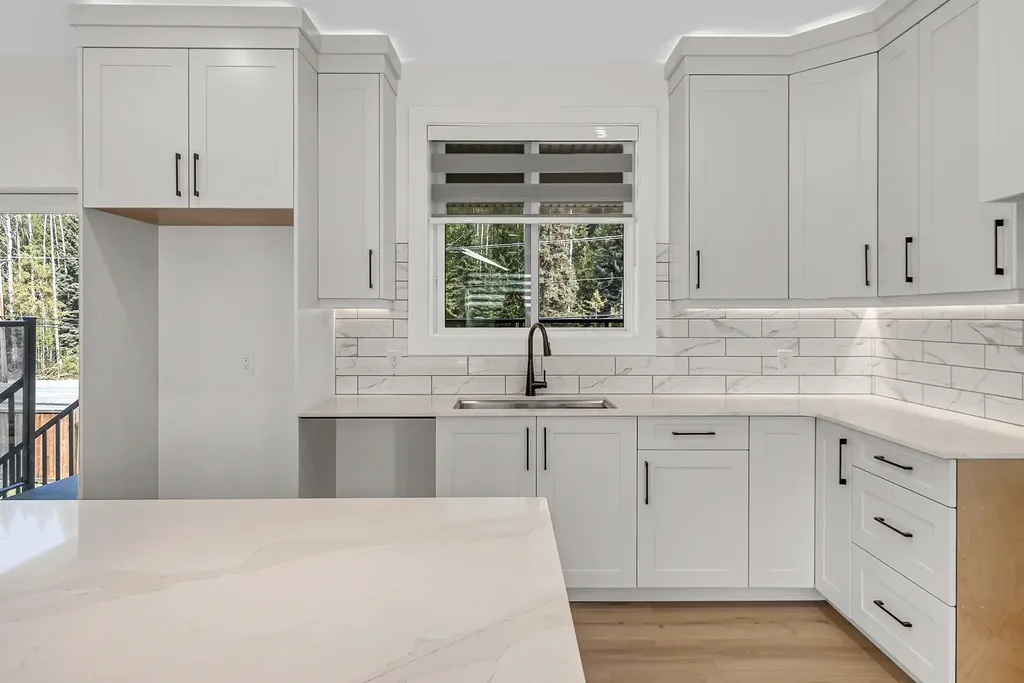 3924-brink-court-11