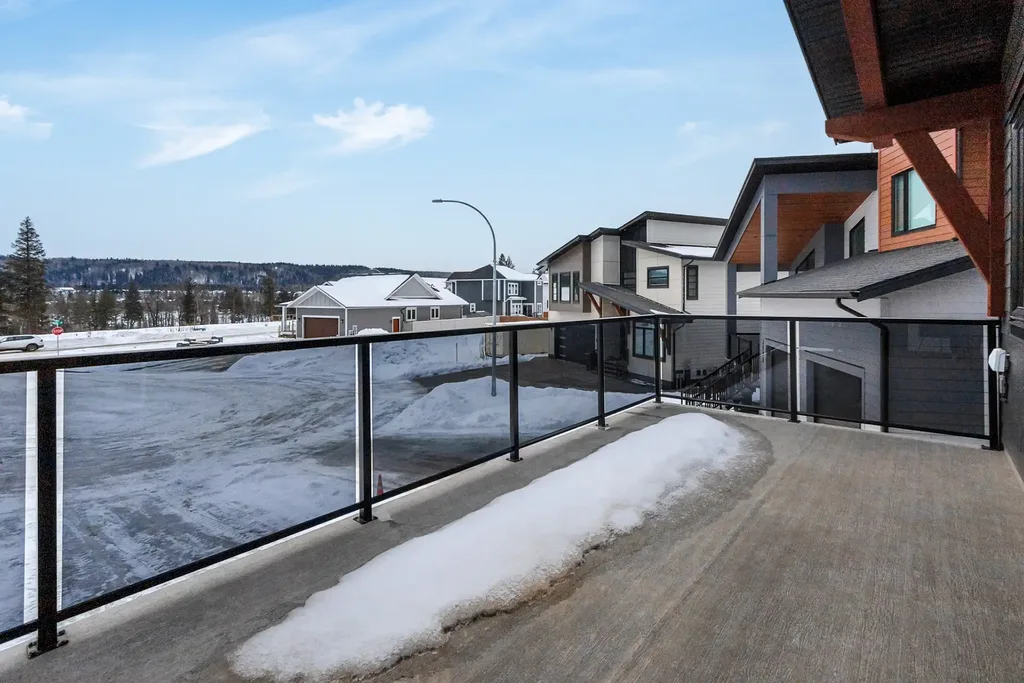 3967-larisa-court-27