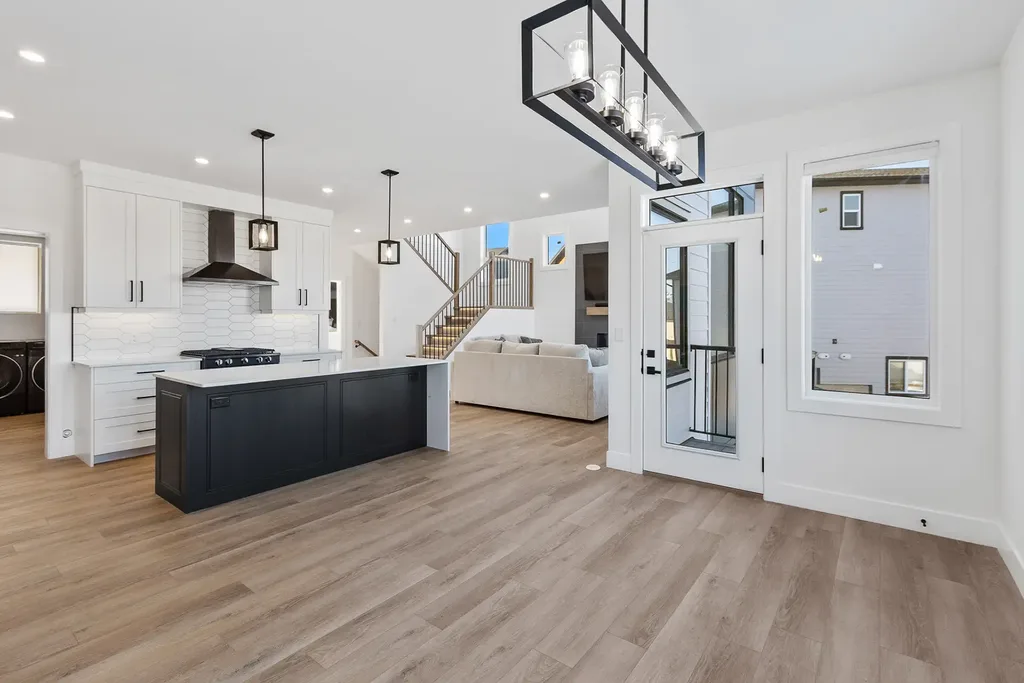 2930-ellington-court-13