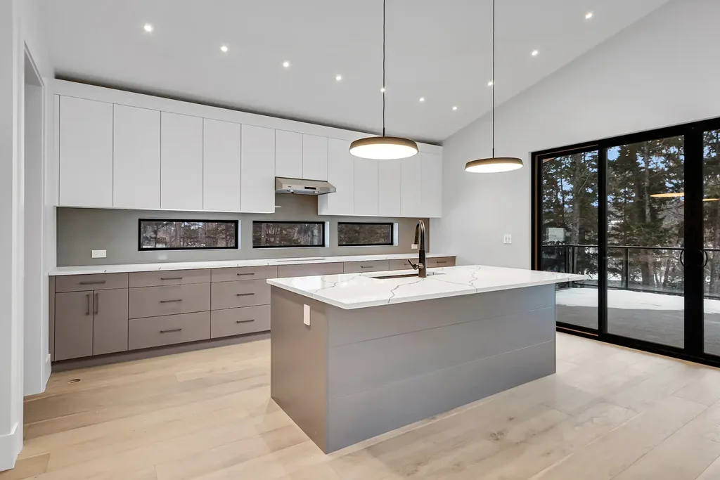4069-brink-place-03