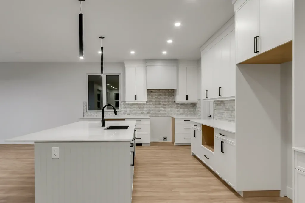 3990-larisa-court-06