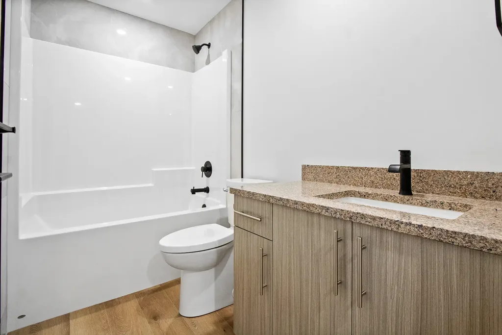 3936-brink-court-12
