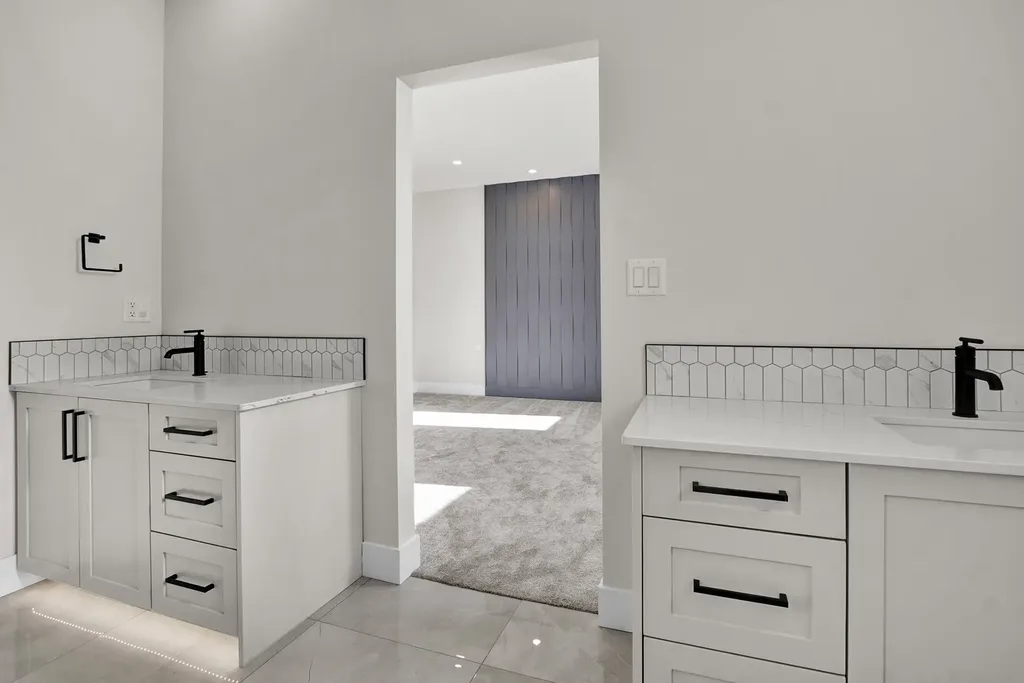 3195-munro-way-13