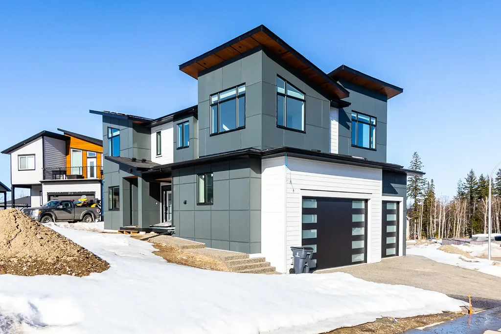 2930-ellington-court-01