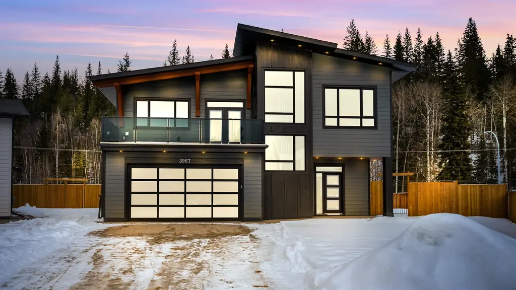 3967 Larisa Crt