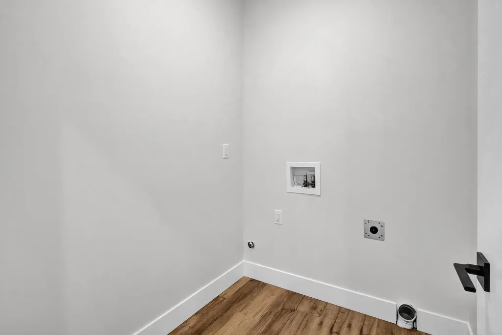 3195-munro-way-16