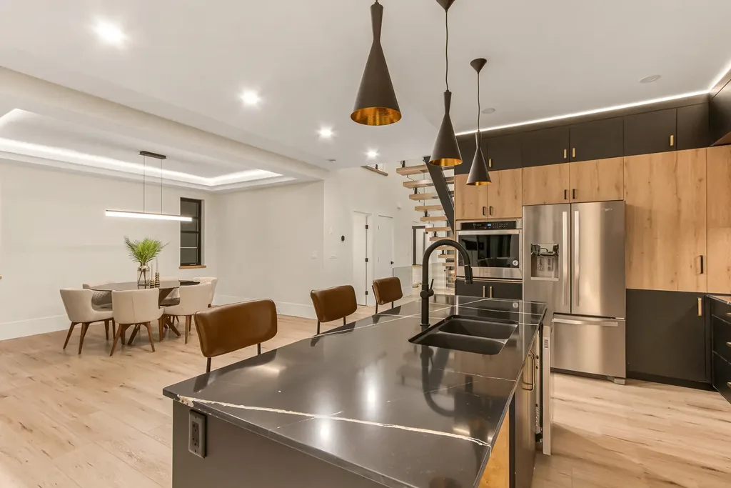 3978-larisa-court-17