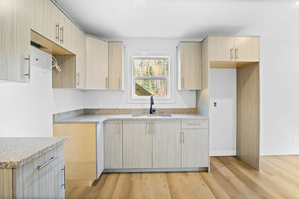 3936-brink-court-08