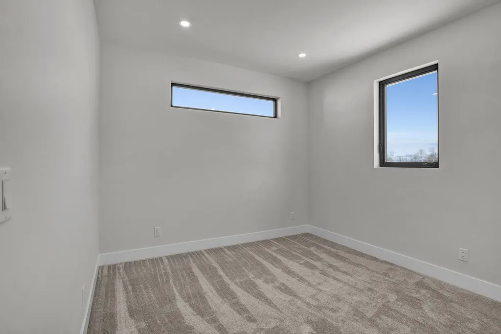3195-munro-way-18